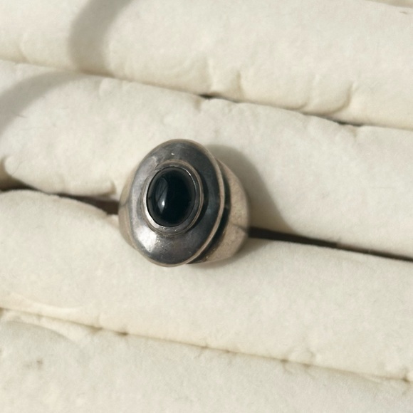 Sterling Silver Ring - Picture 3 of 12